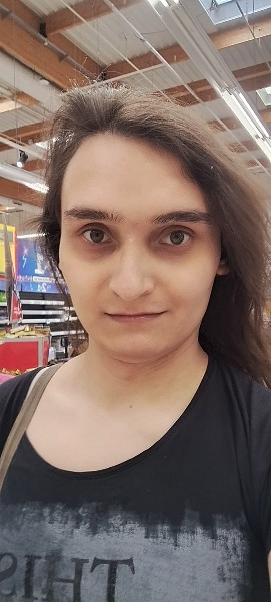 Irisia (Holly) 🏳️‍⚧️🌈 tweet media