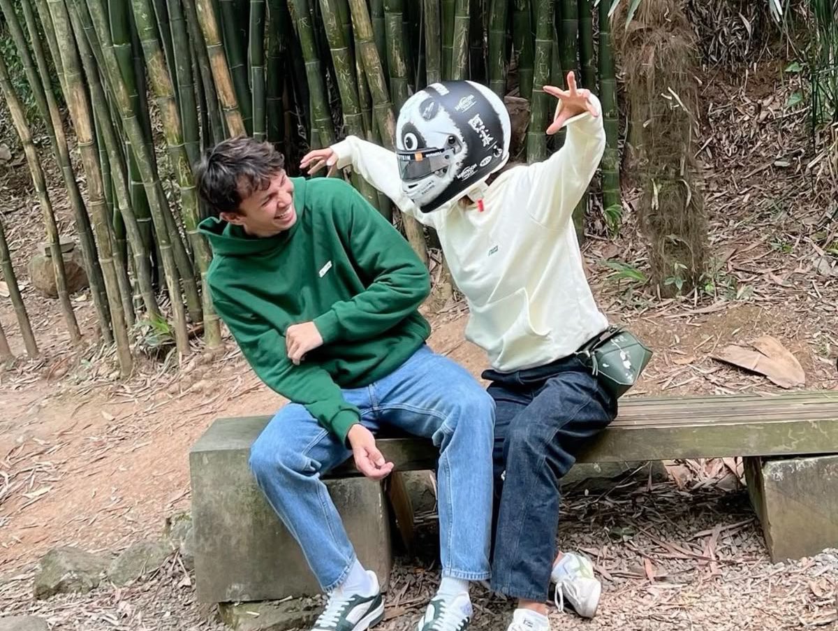 delilah⟢ tweet media