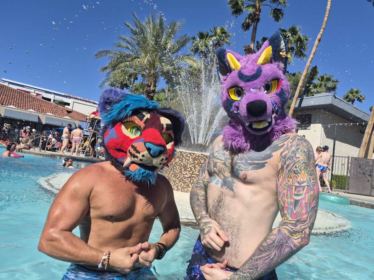 shiniwolfie's tweet image. Who are these guys? 

#lvfc