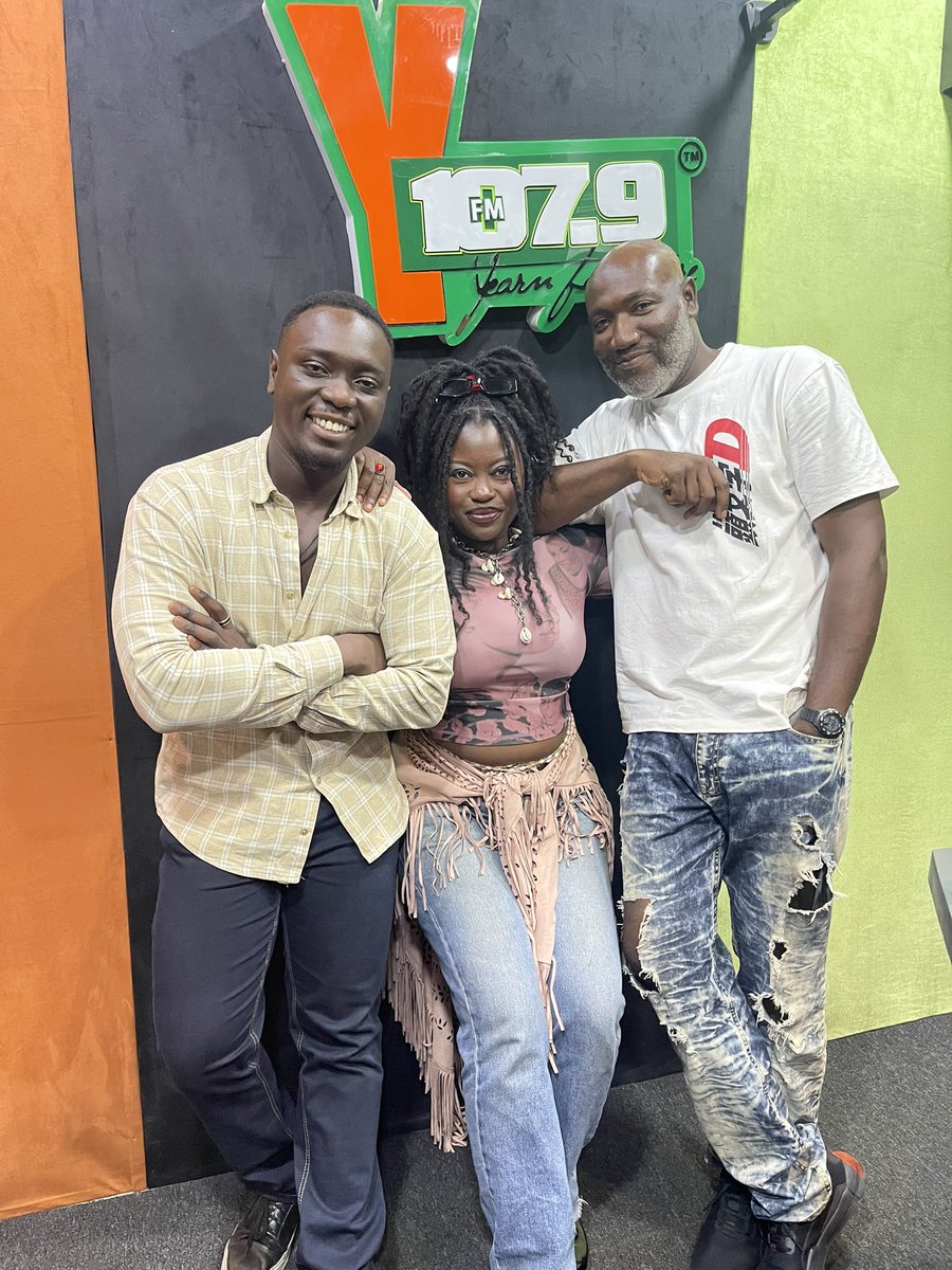 Y1079FM's tweet image. 📸Had @EssTheeLegend x @abrantieflexx pass through for the Easter Monday Edition of #shoutsony - Loved it!😍❤️

#yfmghana #eastermonday