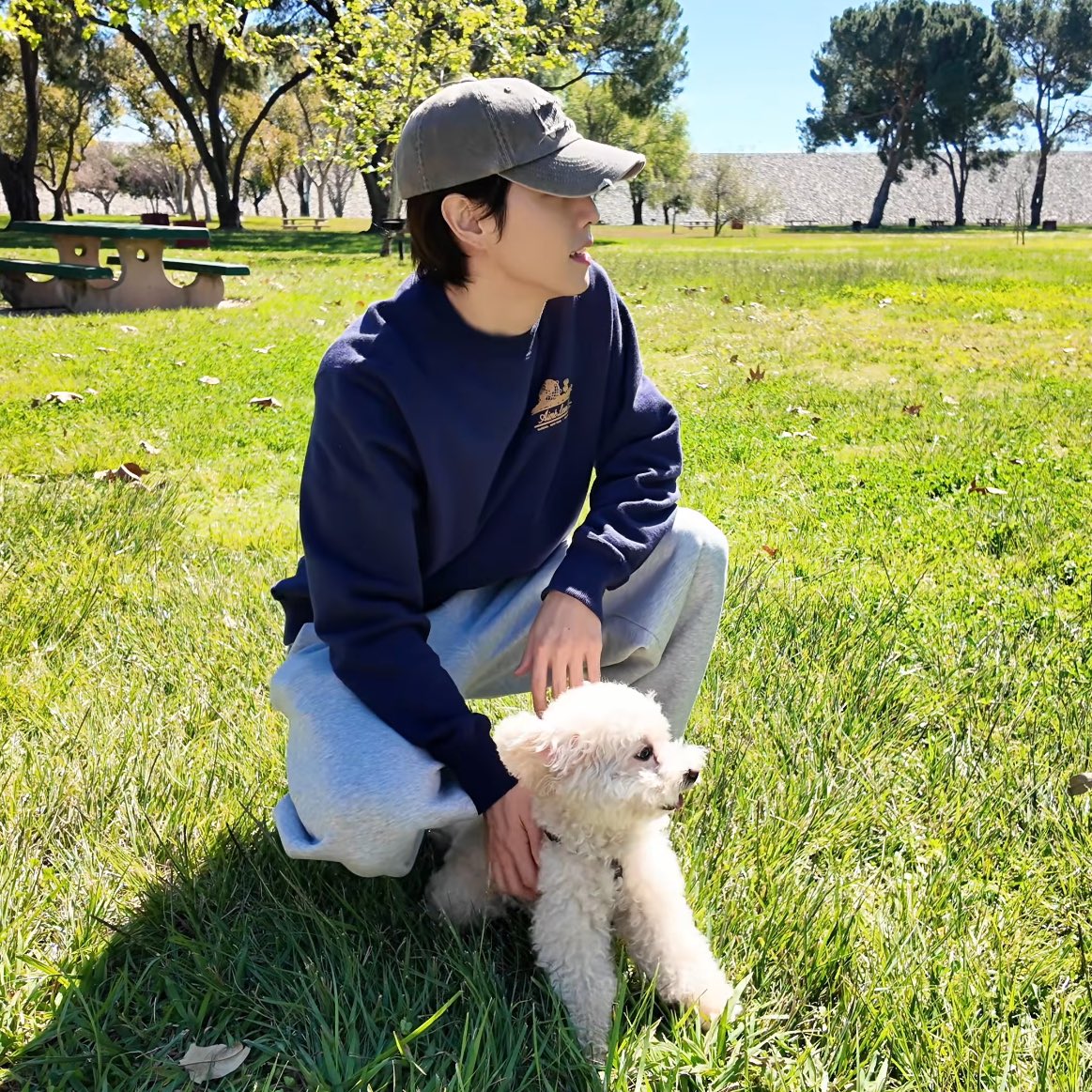 รู้แล้วว่าพ่อลูกกัน แต่ไม่ต้องเหมือนกันขนาดนี้ก็ได้ 555552555555525555