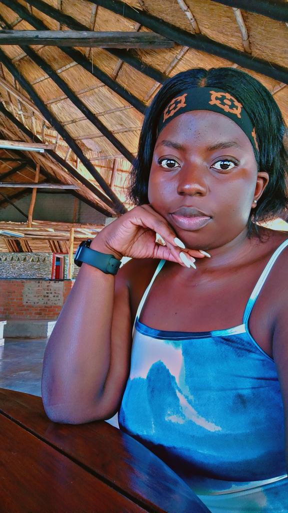 YT: Adriel Amana🇲🇼🇿🇼|Handmade Bead Bags tweet media