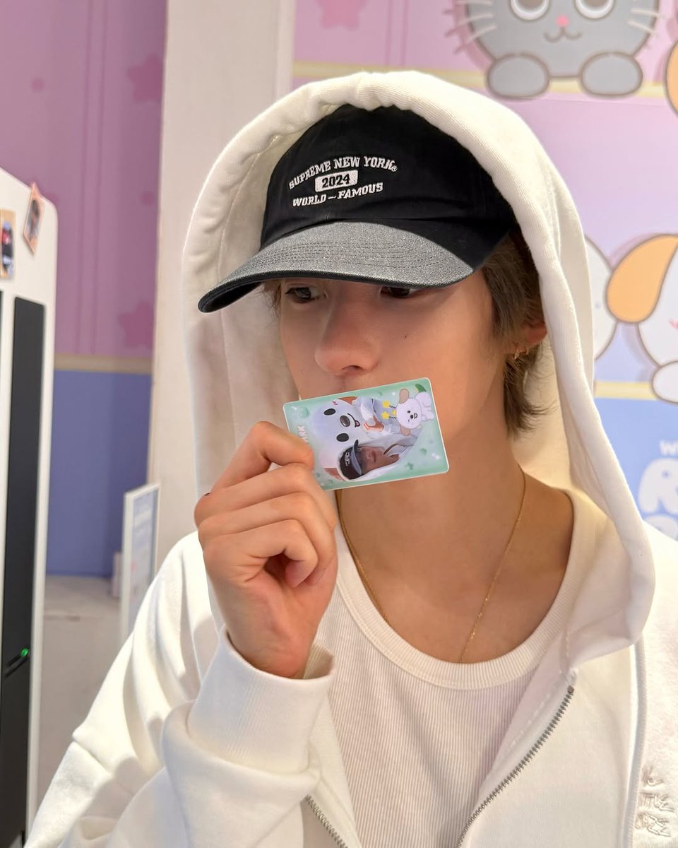 N년 전 오늘의 앤톤 tweet media