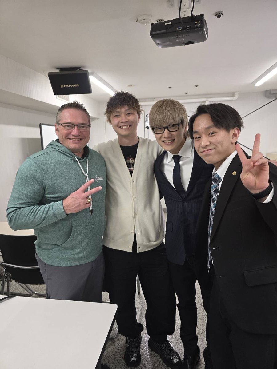 山中 麗 tweet media