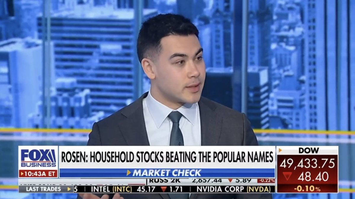 Phil Rosen tweet media