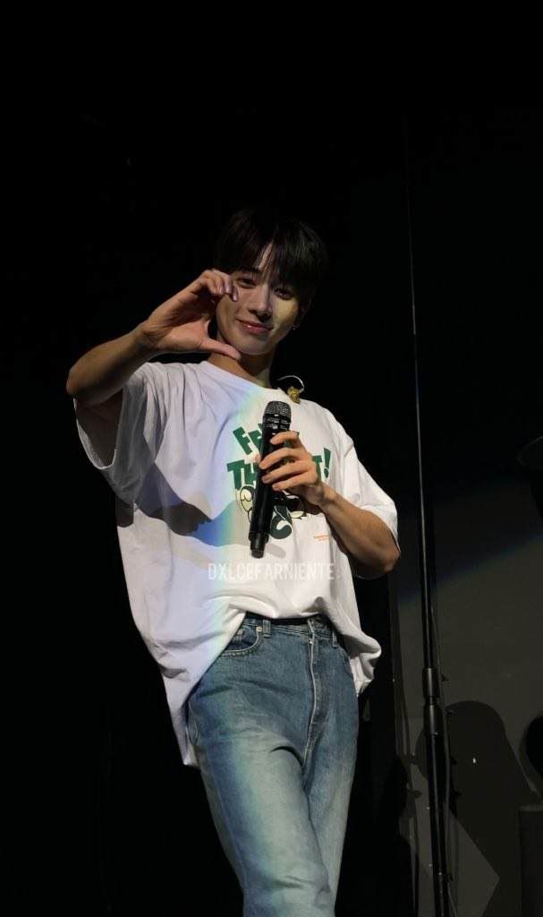 𝙋𝙪𝙧𝙞 tweet media