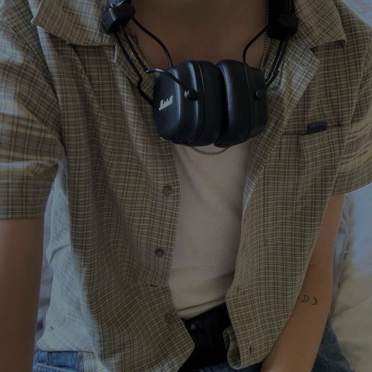 𐧞𐧞 tweet media