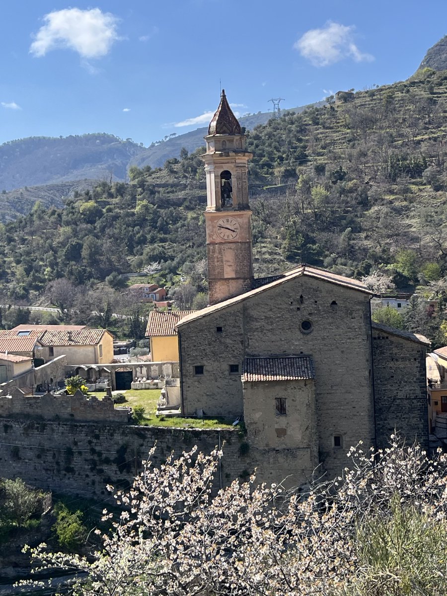 Demilune83 tweet media