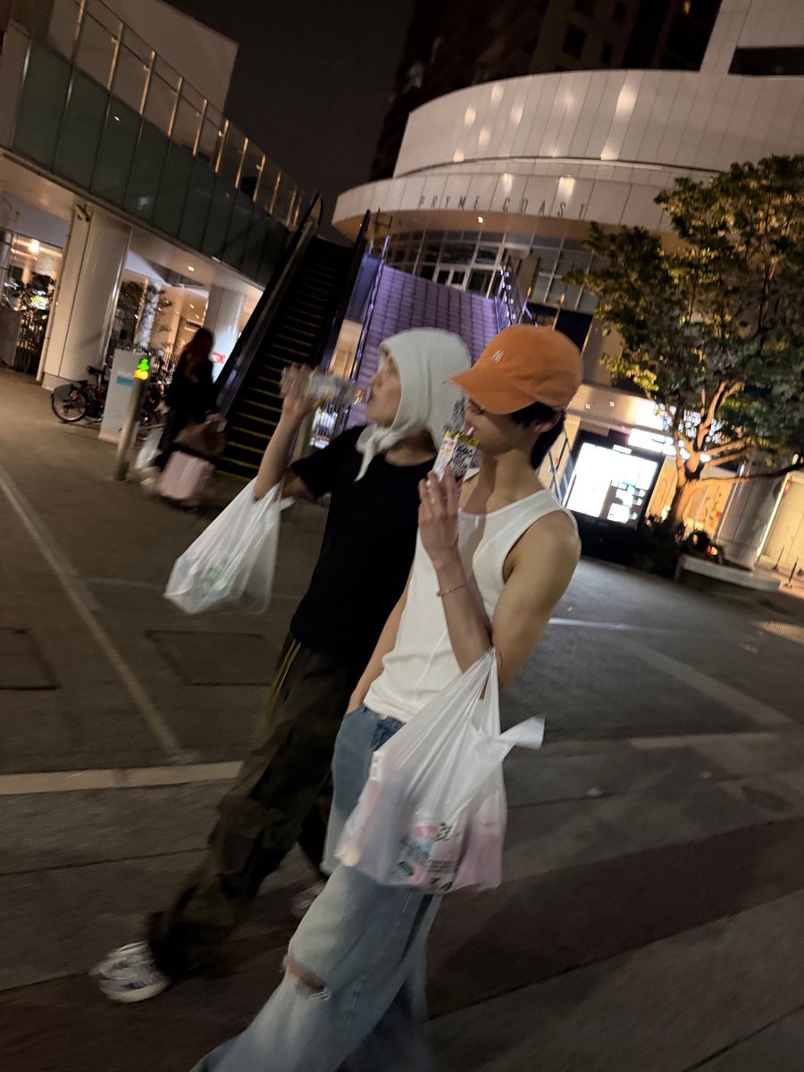 족사미 tweet media