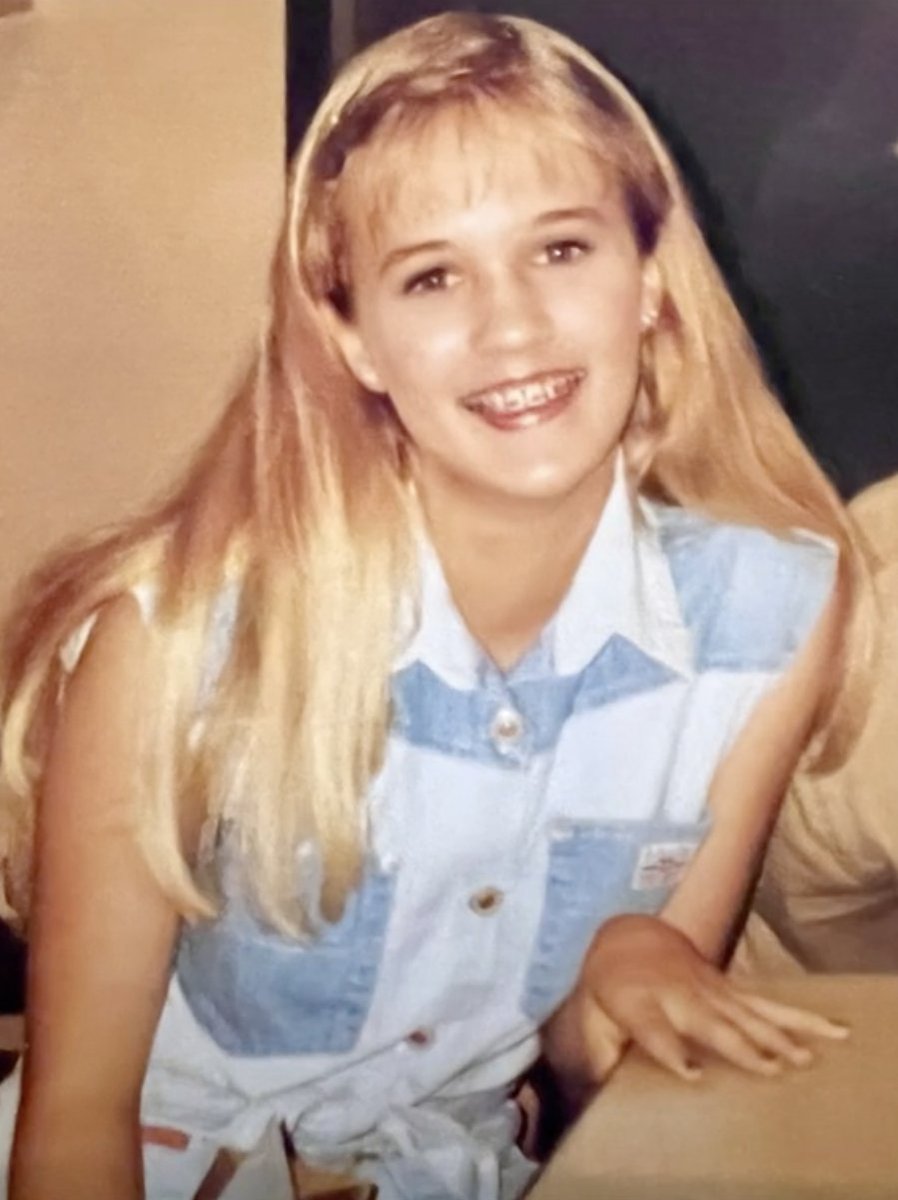 Carrie Underwood tweet media