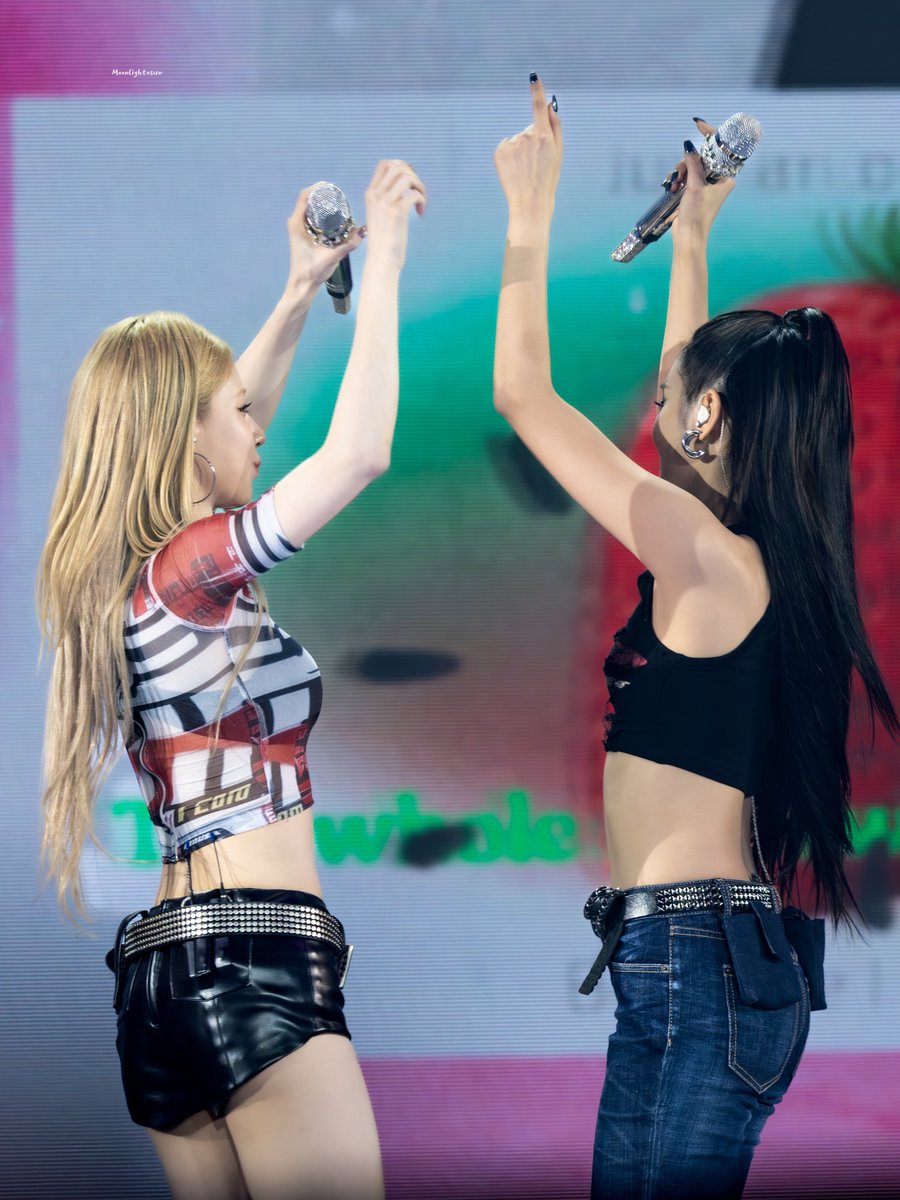 260321 [Syncopation] in BangKok

Dance😚

#MINNIE #민니 #MIYEON #미연
#idle #아이들