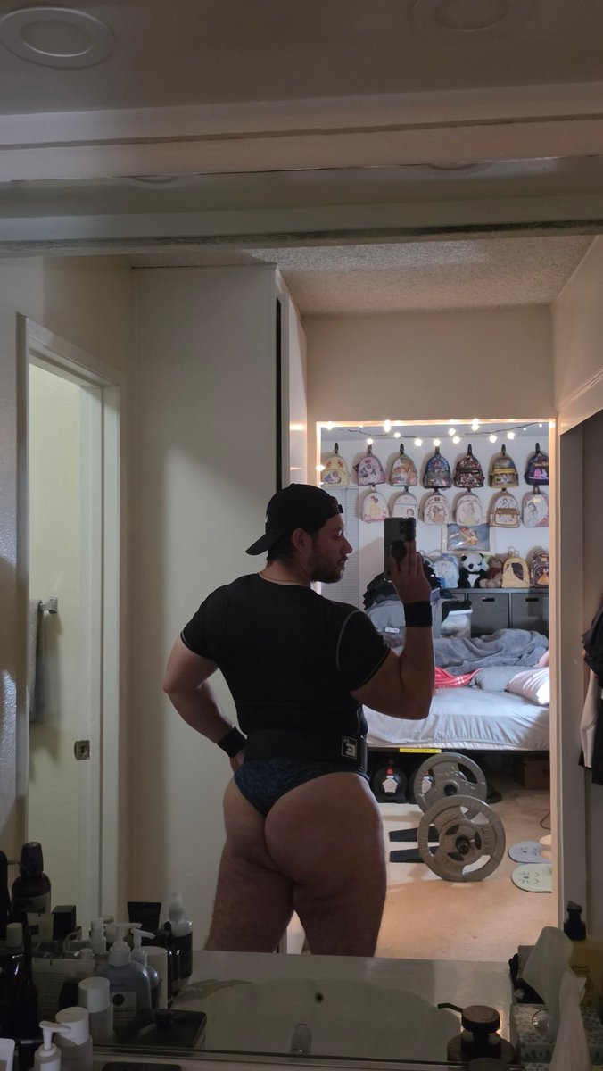 ☺︎︎ 𝐬𝐨𝐦𝐞 𝐠𝐮𝐲 tweet media