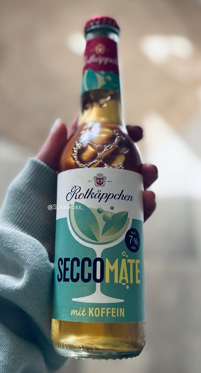 Spankoxx_'s tweet image. Ich wünsche allen einen netten Abend und schicke viele liebe Grüße in die Heimat!! 🥂
#heimat #sachsenanhalt #rotkäppchen