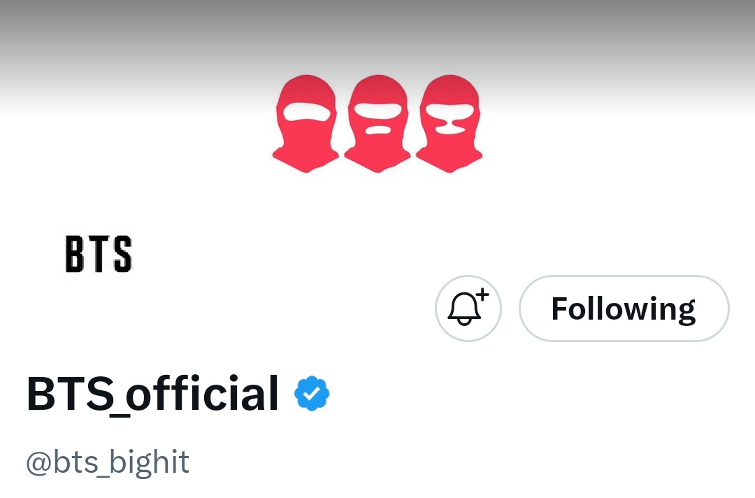 intro:night 🧭 tweet media