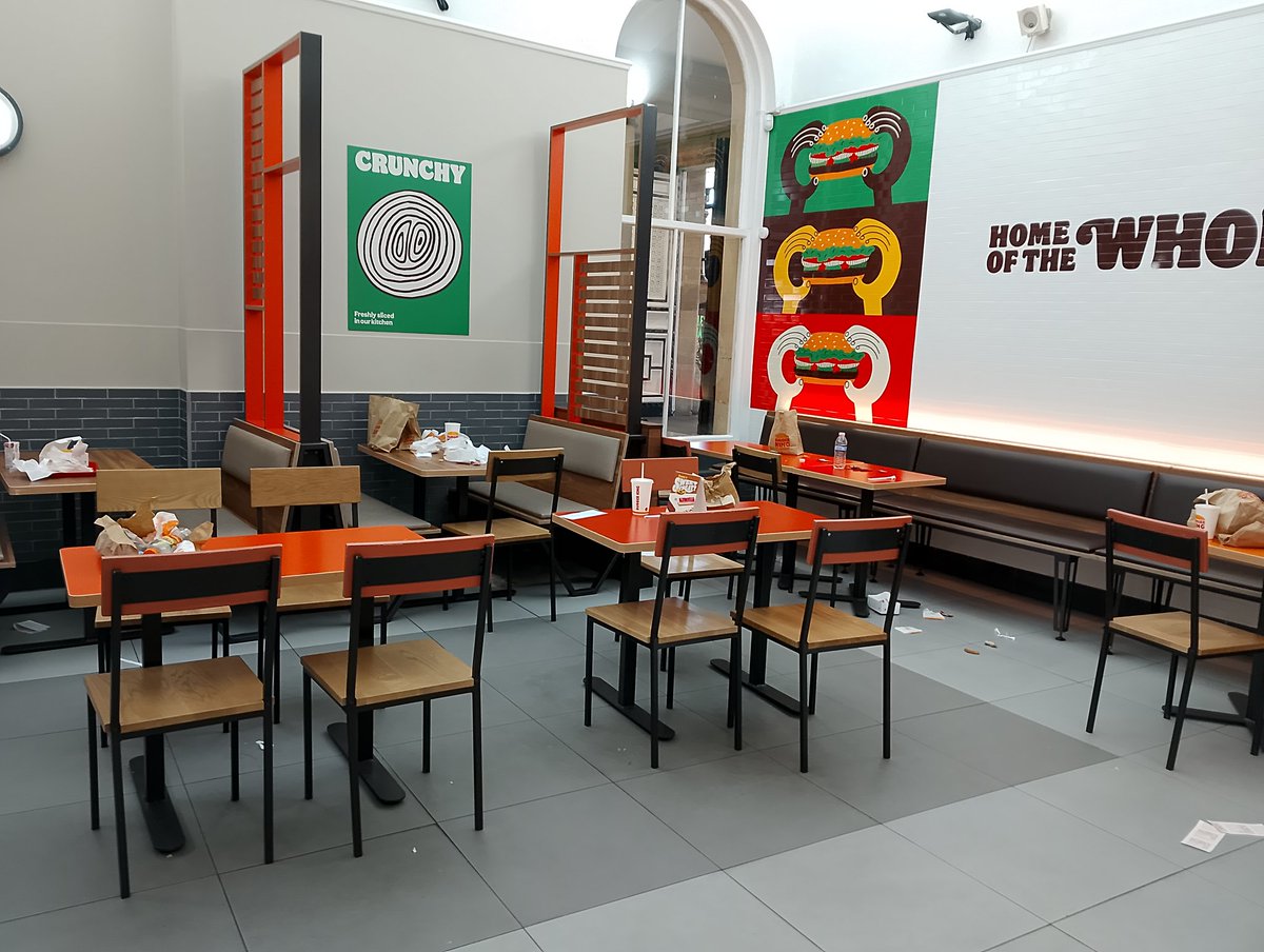 lungfulldesign's tweet photo. @BurgerKing Newcastle station. Hire a cleaner maybe? https://t.co/Zgdow27s6x