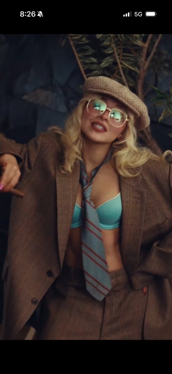 el ☽｡⋆ tweet media