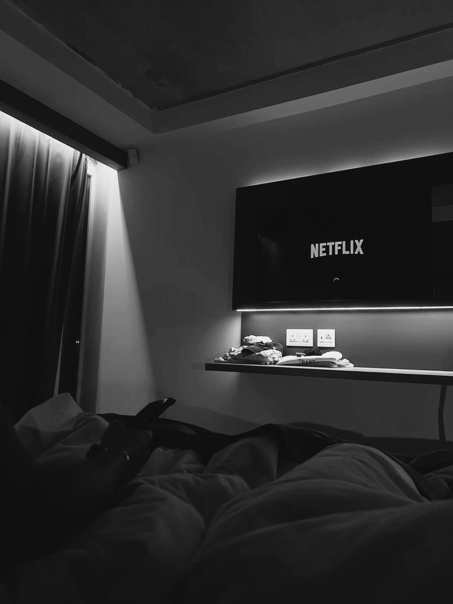 𝐾𝑖𝑎𝑟𝑎 𝑃𝑎𝑛𝑛𝑎𝑟𝑖𝑛. tweet media