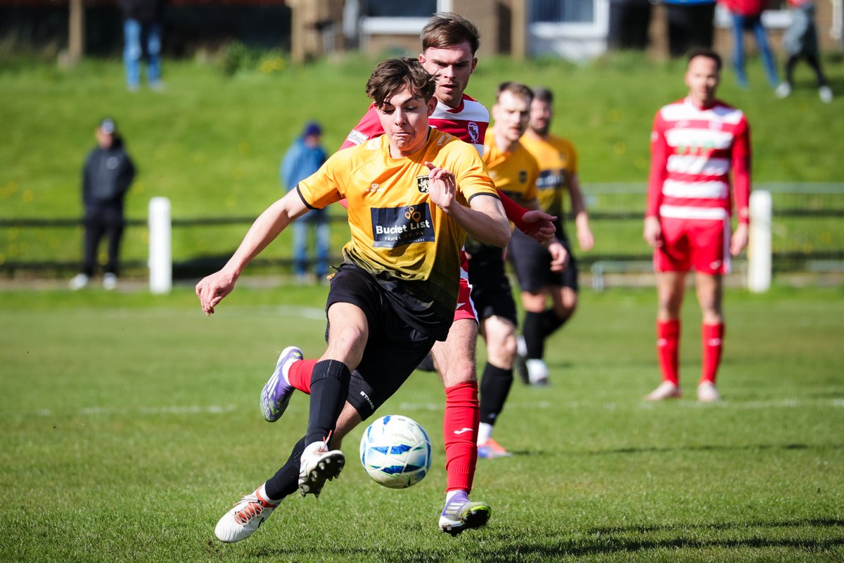 Crook Town AFC 🖤💛 tweet media