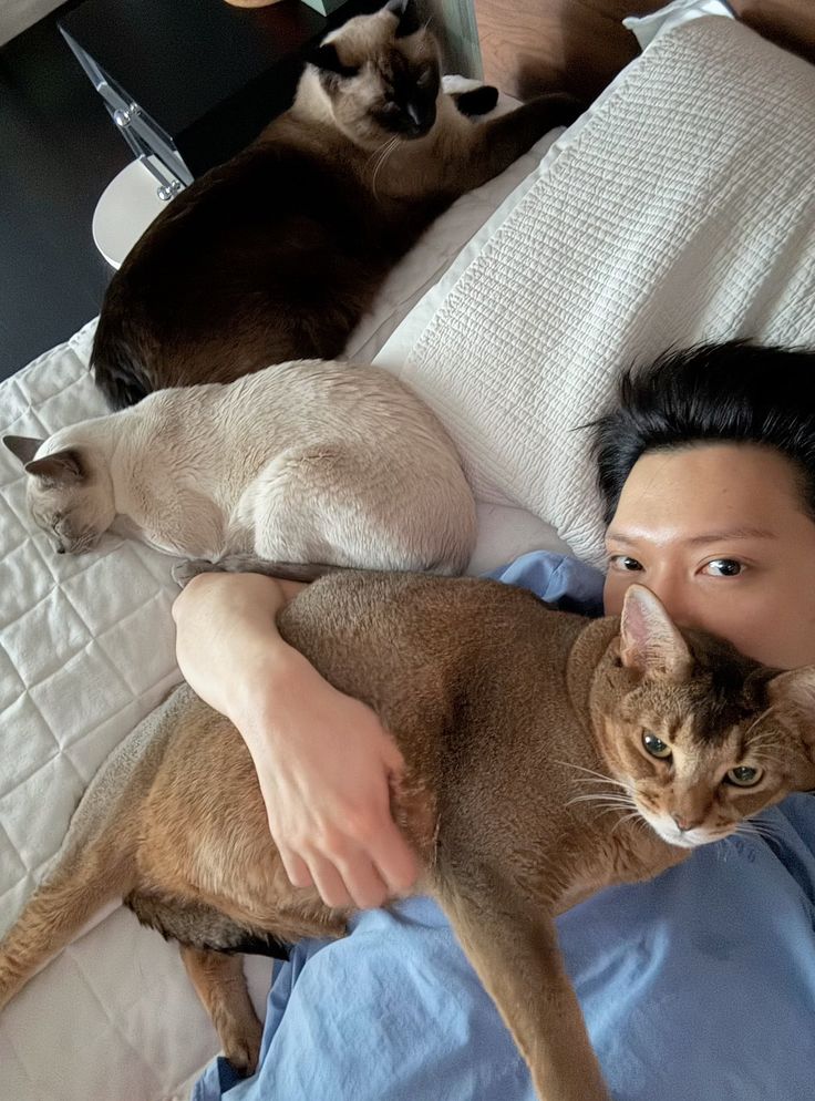 Y1nGD🫶🏼✨🐱💜SO10² TEN STUNNER tweet media