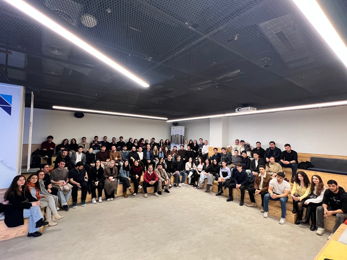 ercandotsui's tweet photo. On March 28, we hosted the Onchain Workshop in Istanbul.

75+ participants, real curiosity, real action.

We covered DeFi fundamentals, wallet onboarding, and what it actually means to take the first step onchain.

Big thanks to everyone who joined and helped make it happen.

We’re just getting started.

#OnchainTürkiye @cryptocom
