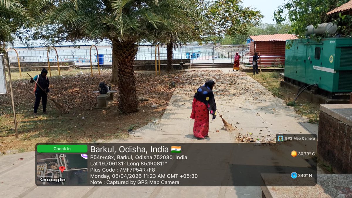 BalugaonNac's tweet photo. On the occasion of Odia pakhya "Swachha Odisha Divas" Balugaon NAC has organized a cleanliness drive programme at Uma Maheswar Temple and nearby chilika premises.
@DUDA_Khordha
@DMKhordha
@MoJSDDWS https://t.co/CiAqiBYzsq