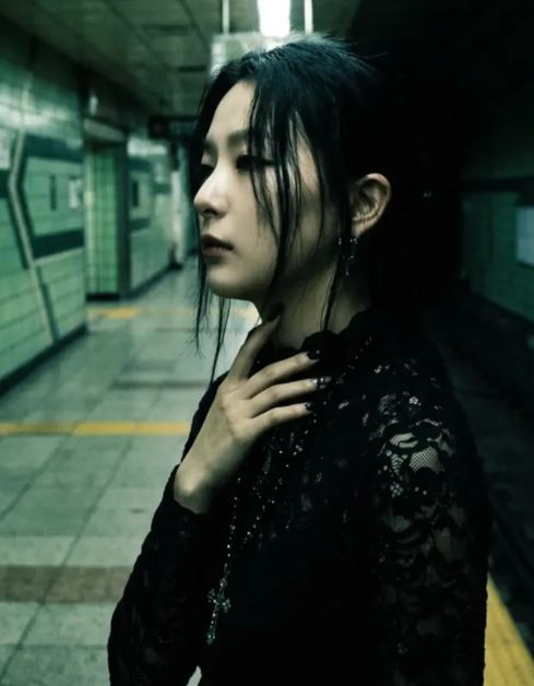 i love seulgi cosmic in eyes😘🐻👰‍♀️🇰🇷 tweet media