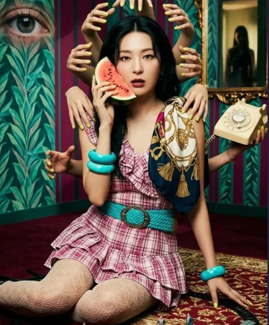 i love seulgi cosmic in eyes😘🐻👰‍♀️🇰🇷 tweet media