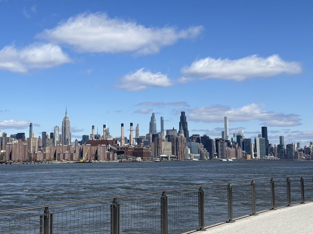 KeithTotp's tweet photo. Spending my morning walking around in the sun by the river, eating Spicy Breakfast Sandwiches, and listening to my favourite American song about being a train.
#GoodMorningAmerica
#HowAreYa https://t.co/ukja2LxV8F