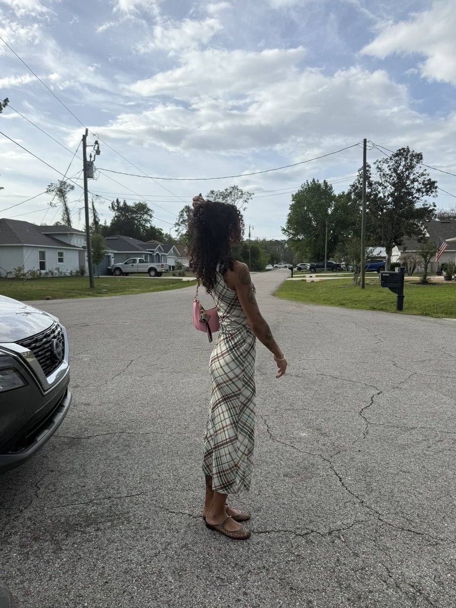 xCyb3rFa1ryx's tweet image. Hope you all had a blessed day yesterday ✨💐💖😽 #mixedgirl #nofilter #curlyhair #curls #browneyes