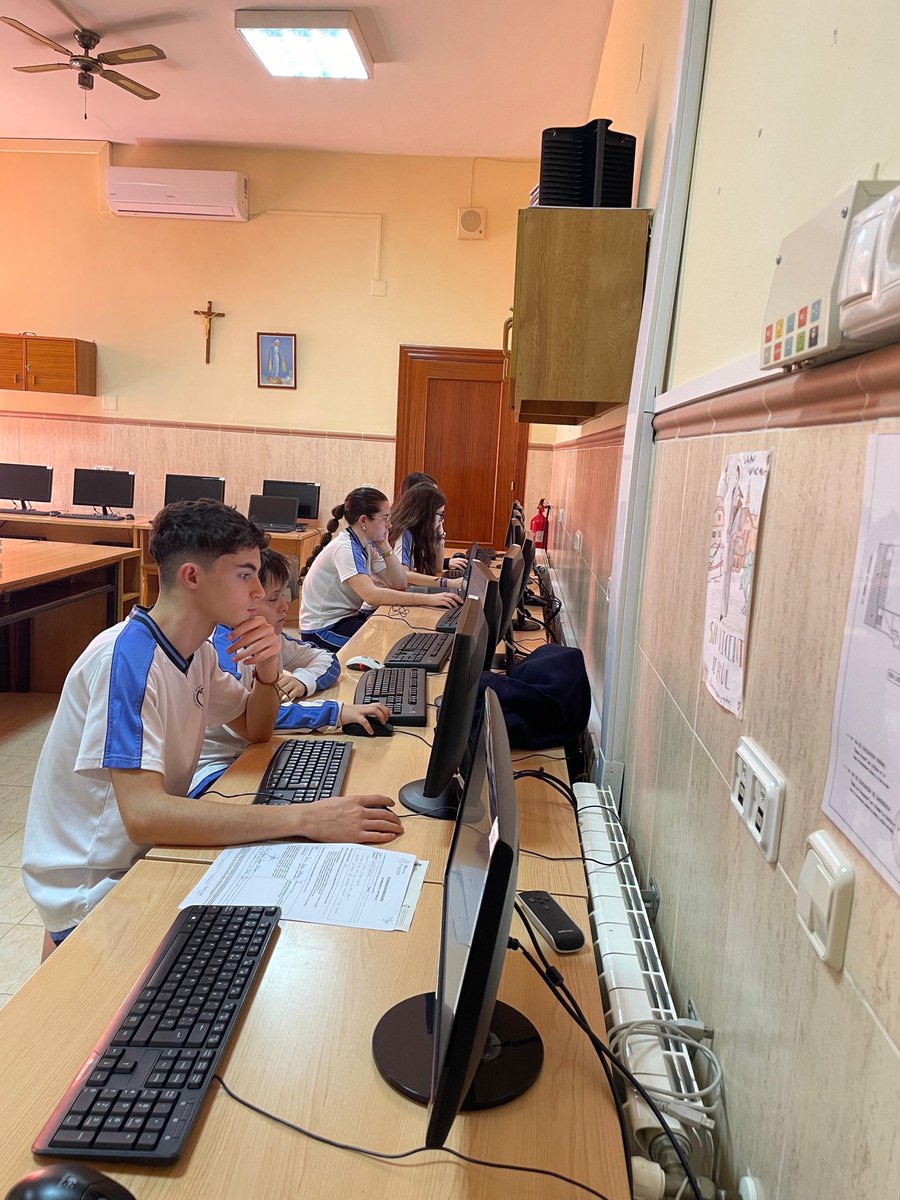 SCBailen's tweet photo. Comienza la cuenta atrás para nuestra inmersión lingüística el próximo 18 de abril. Nuestro alumnado de ESO ha realizado un test de nivel para la asignación de clases en la escuela en destino. 

¿Dónde viajamos? 
Brighton-Hove, Reino Unido

#YoSoySagradoCorazón https://t.co/OPdNLOkHpZ