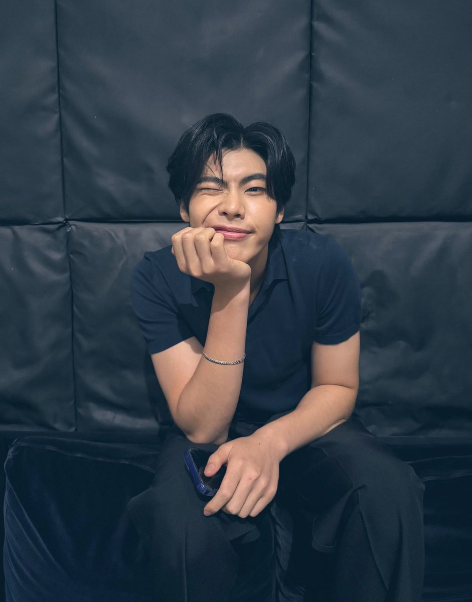 เฟ่อ tweet media