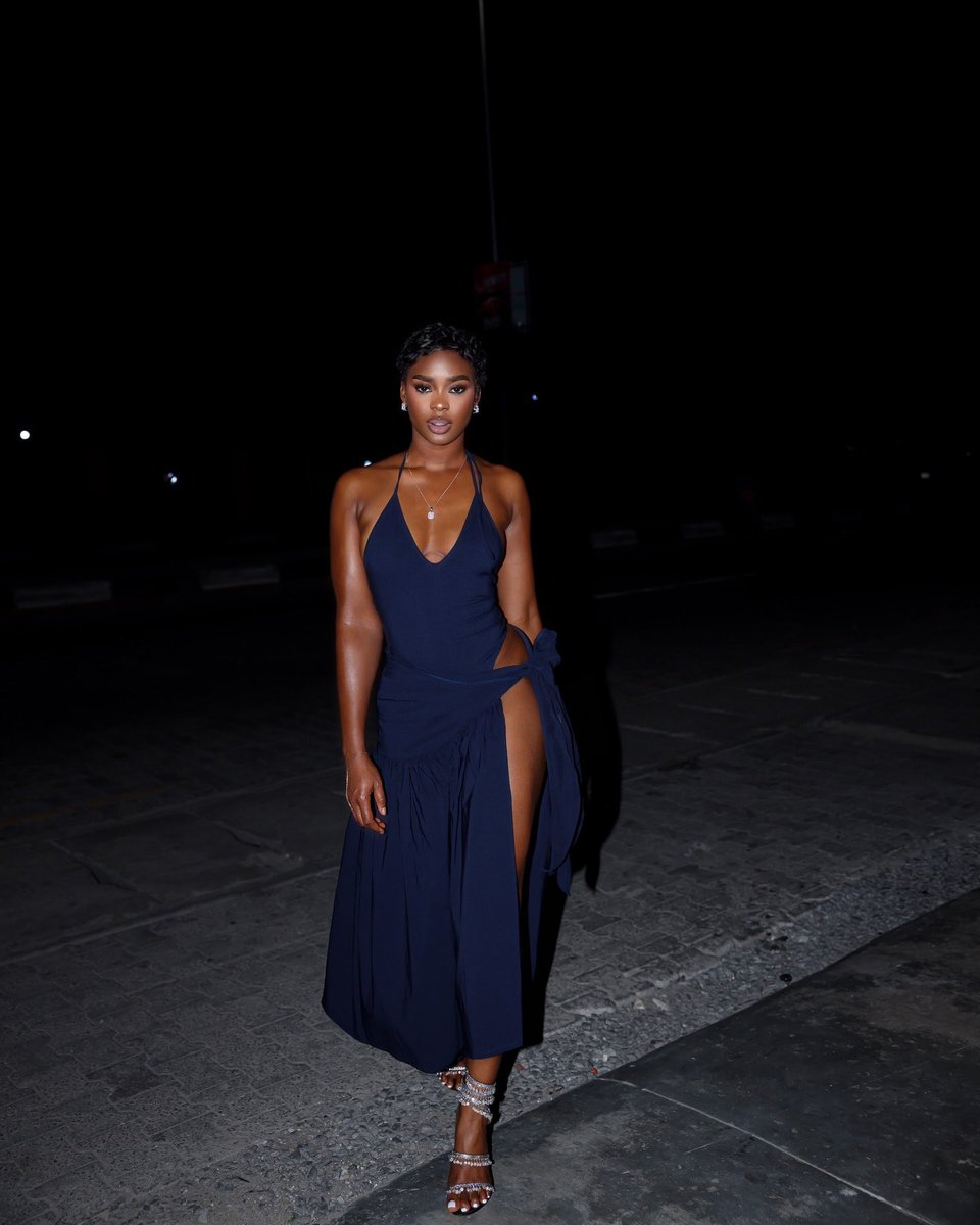 metronaija's tweet photo. Dede 

Black girl magic https://t.co/Avi24rXBlf
