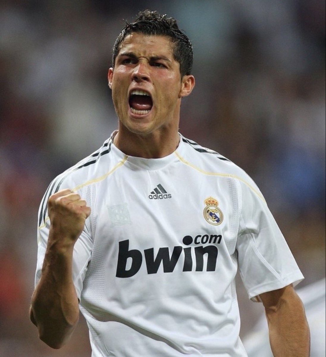 Central Lamine Yamal tweet media