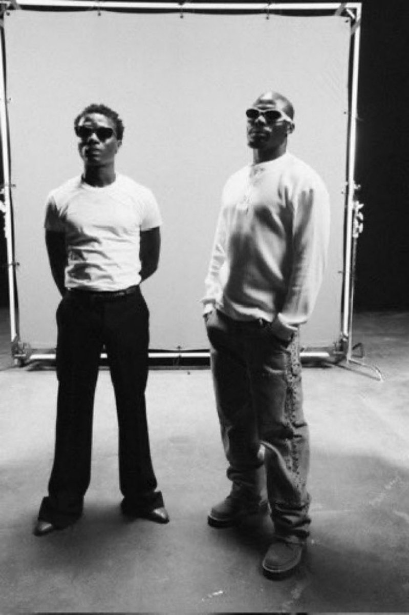 Ebony Black tweet media