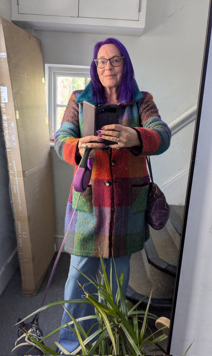 Claire Behind The Hair tweet media