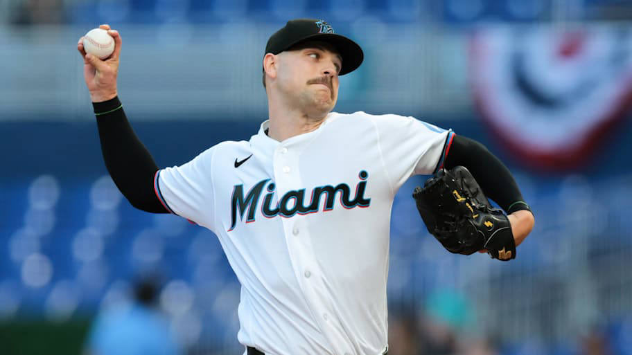 SleeperMarlins's tweet image. Marlins vs Reds probables

Game 1- 
Janson Junk (0-0 | 4.15 ERA) vs Brandon Williamson (0-1 | 11.57 ERA)

Game 2-
Sandy Alcantara (2-0 | 0.00 ERA) vs Andrew Abbott (0-1 | 3.09 ERA)

Game 3- 
Eury Perez (0-1 | 5.73 ERA vs
Brady Singer (0-0 | 5.00 ERA)

Game 4- 
TBA vs Rhett Lowder