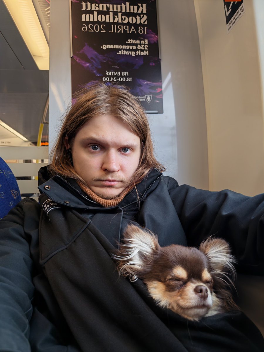 Мальчик-трамвайчик 🇸🇪 tweet media