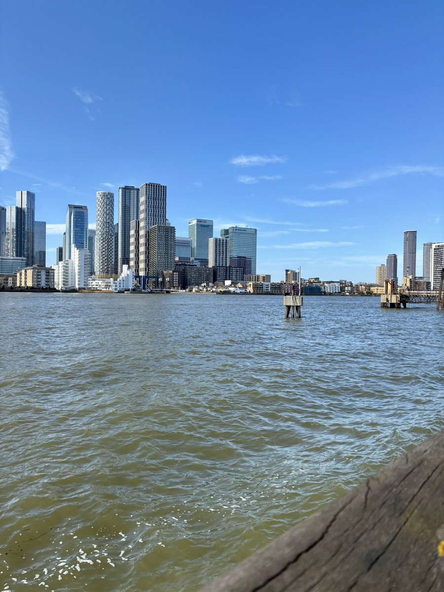 ar3s___06's tweet image. Intro/Pinned!

- Josh | 19
- He/Him
- Massive Film/Movie Nerd
- love horror/scifi
- I play video games often also! (re, OW, Marvel Rivals, CS)
- F1 fan!
- Taken
- UK/London based
- Just for fun

- Letterboxd in Bio

#filmtwt #f1twt #promo #promotwt