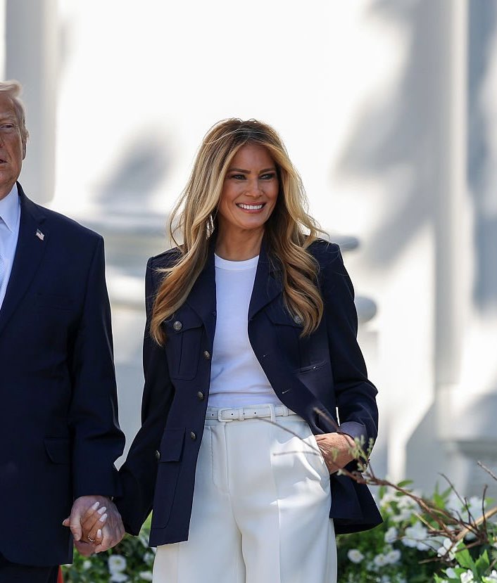 FLOTUS Report tweet media