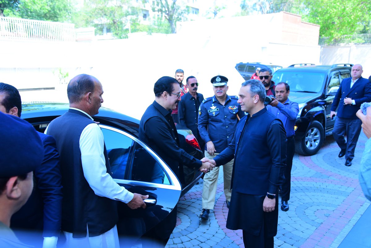 Faisal Mumtaz Rathore tweet media