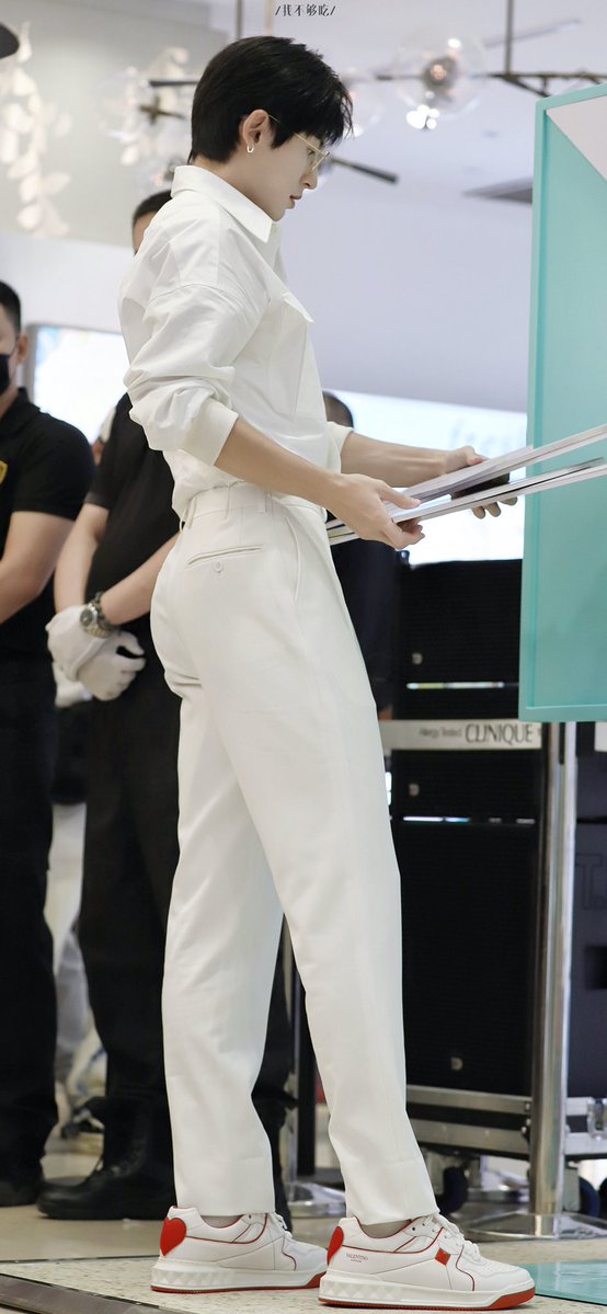 光 on the 🍊🏔 / ⚔️🕒⚔️ tweet media