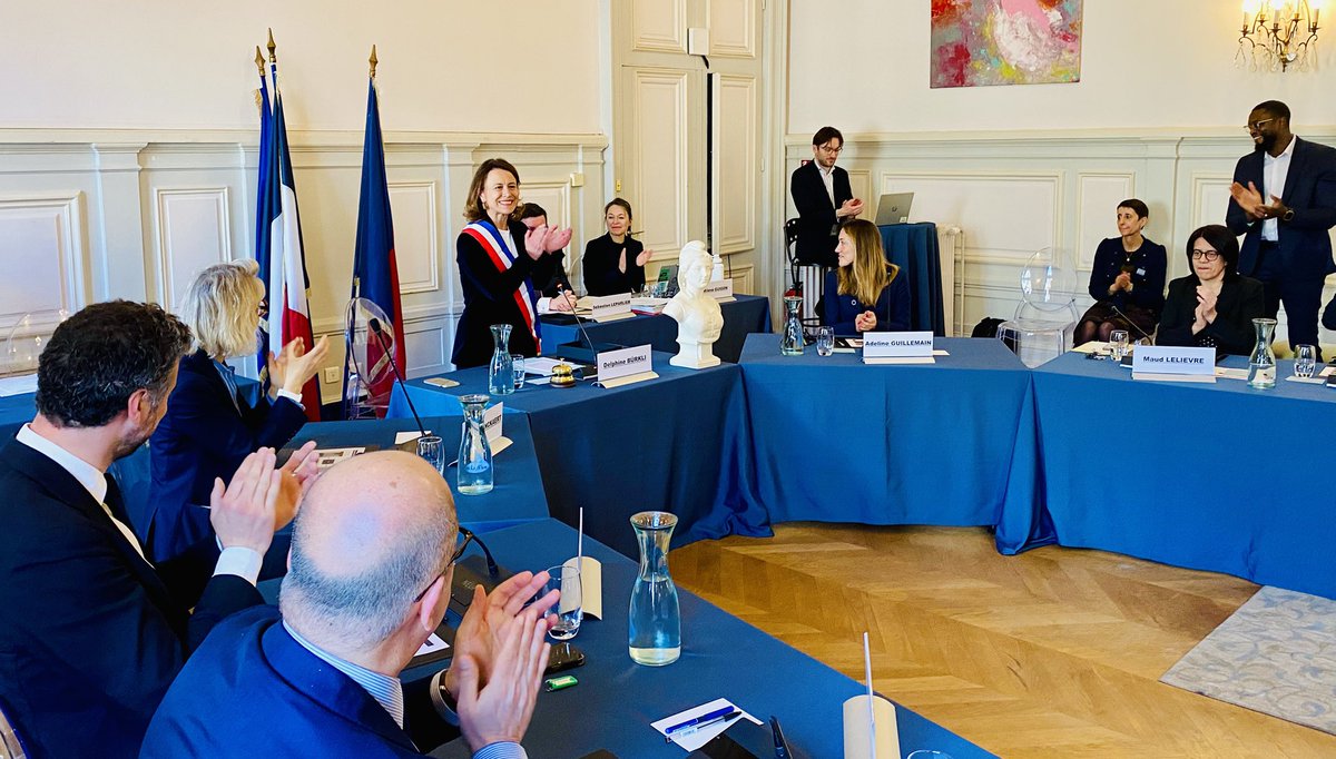 Mairie du 9e Paris tweet media