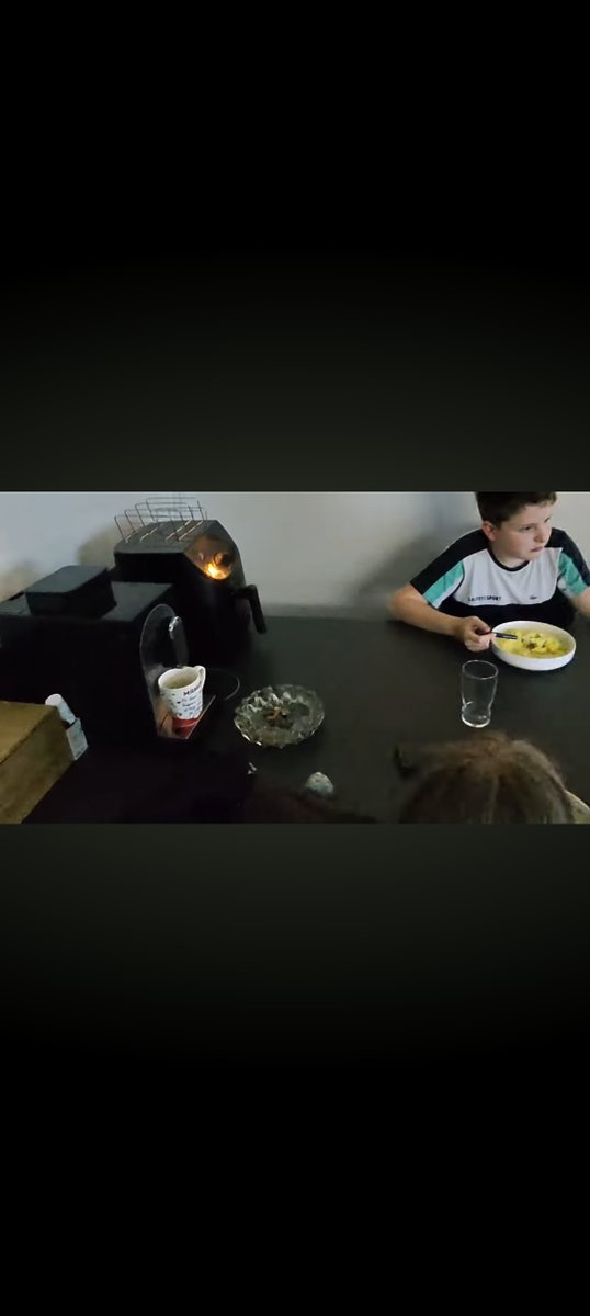 Juste-suivre ن tweet media