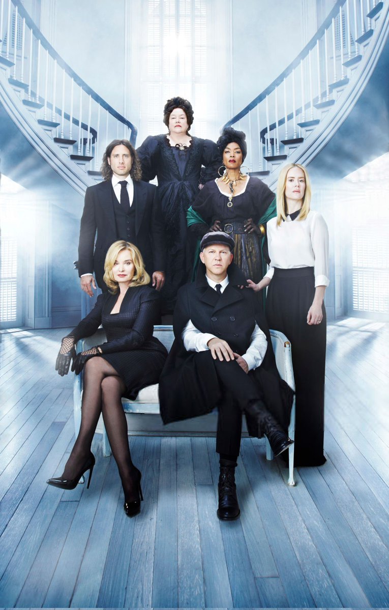 Info Ariana tweet media