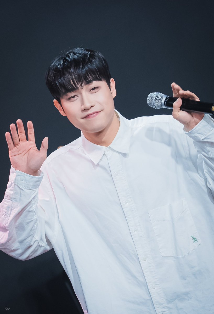 𝓒𝓶 tweet media