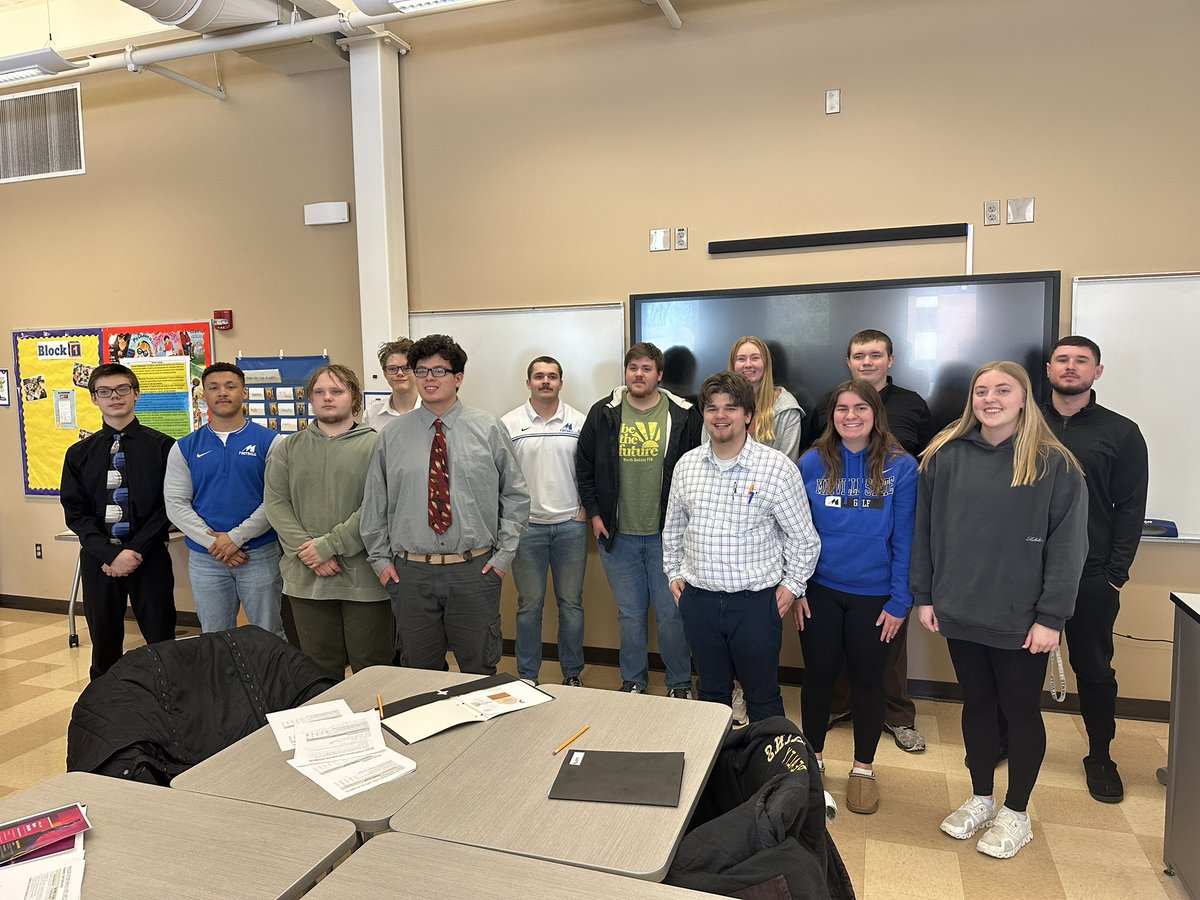 MaSUDECA's tweet photo. Some of our DECA members helped Mrs. Overmoe’s class practice interview skills through mock interviews, offering feedback and tips to build confidence.

Thank you, Mrs. Overmoe! We enjoyed helping your students! https://t.co/YlDm7hGGZ3