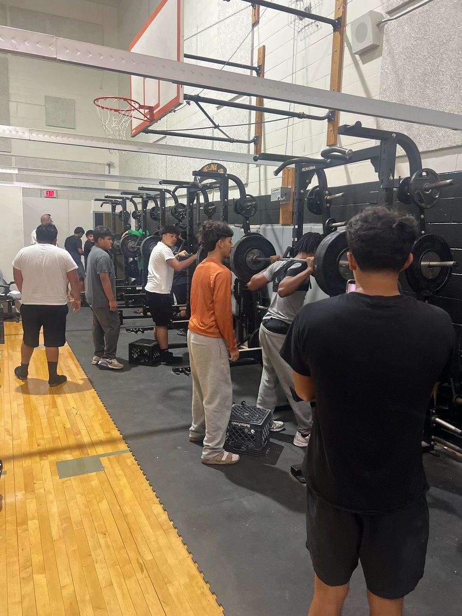 Molina Football tweet media