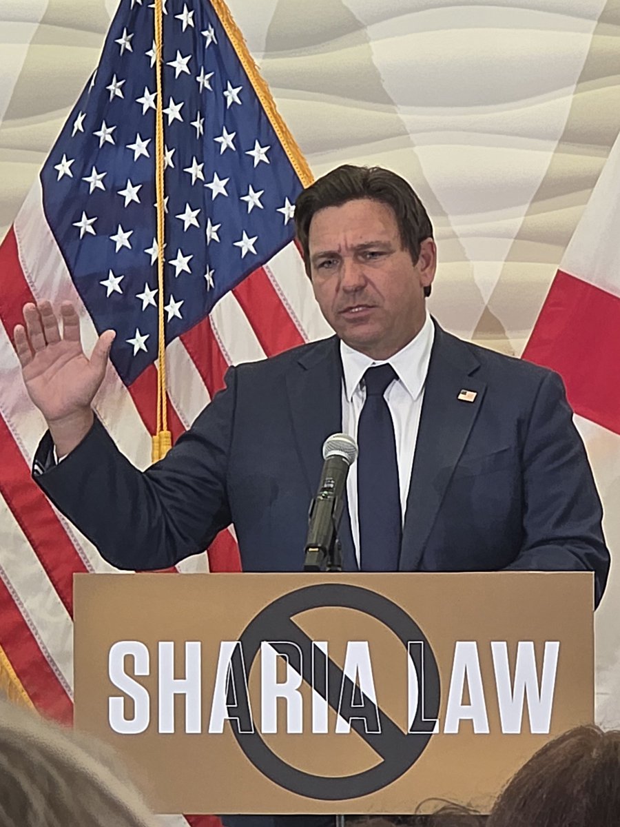 The Lectern Guy🇺🇸 tweet media