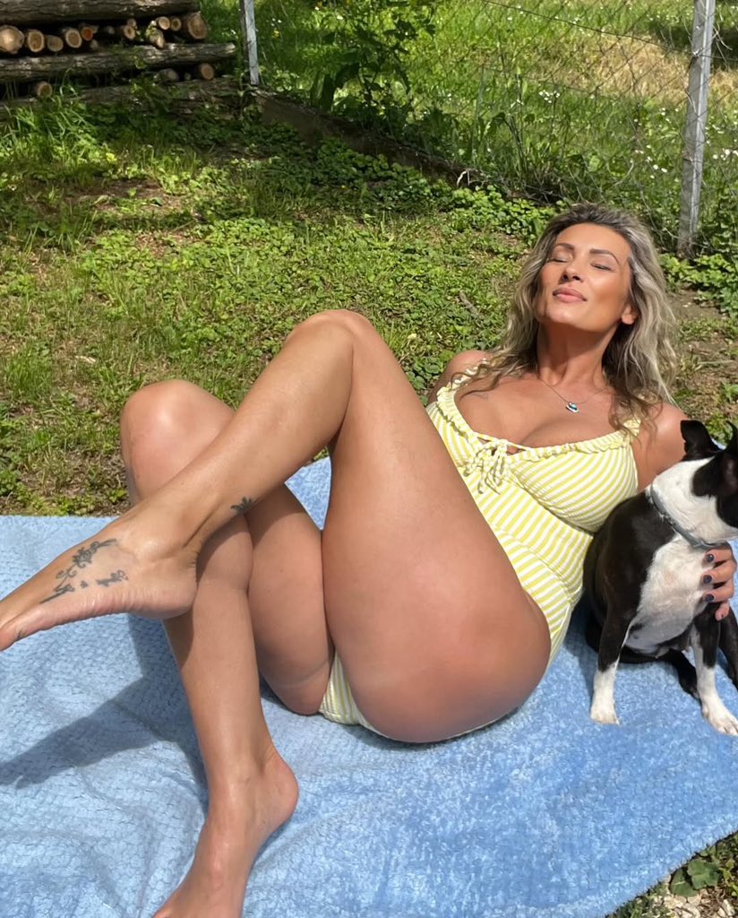 Lussy Berry tweet media