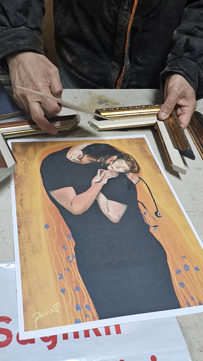 kishumi on the hammock tweet media